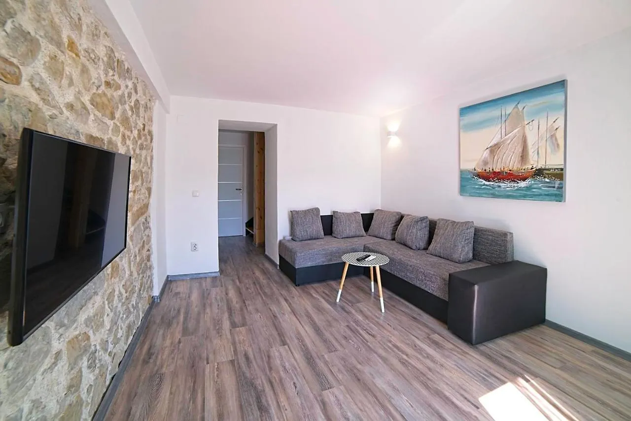 Holiday House Rab Kampor